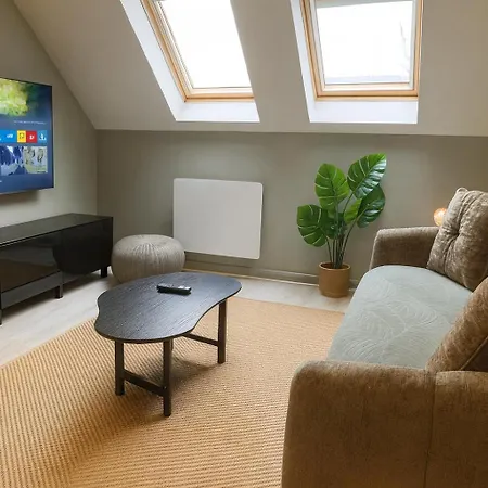 Luna - Parking * Moissy-Cramayel